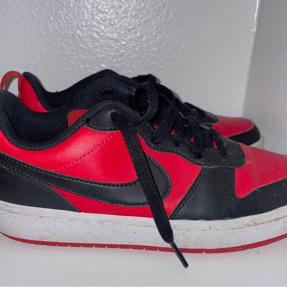 Nike Red and Black Low-Top Sneakers